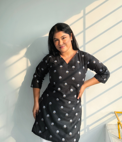 Pihu - Black Embroidered Kurti